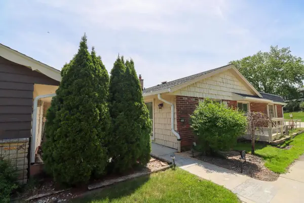 5324 Woodbridge LANE S, Milwaukee, WI 53221