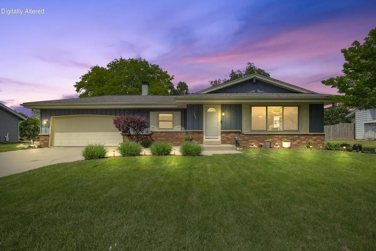 7527 S 73rd STREET, Franklin, WI 53132 - #1