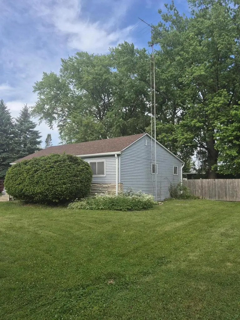 517 N Wisconsin STREET, Elkhorn, WI 53121 - #2