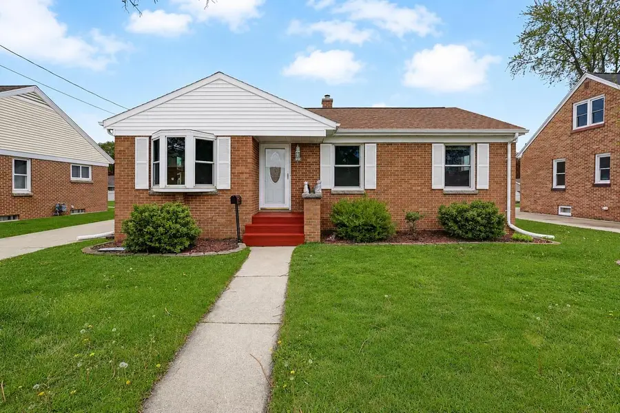 625 S 32nd STREET, Manitowoc, WI 54220 - #2