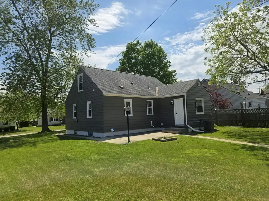 1634 Michigan AVENUE, South Milwaukee, WI 53172 - #3