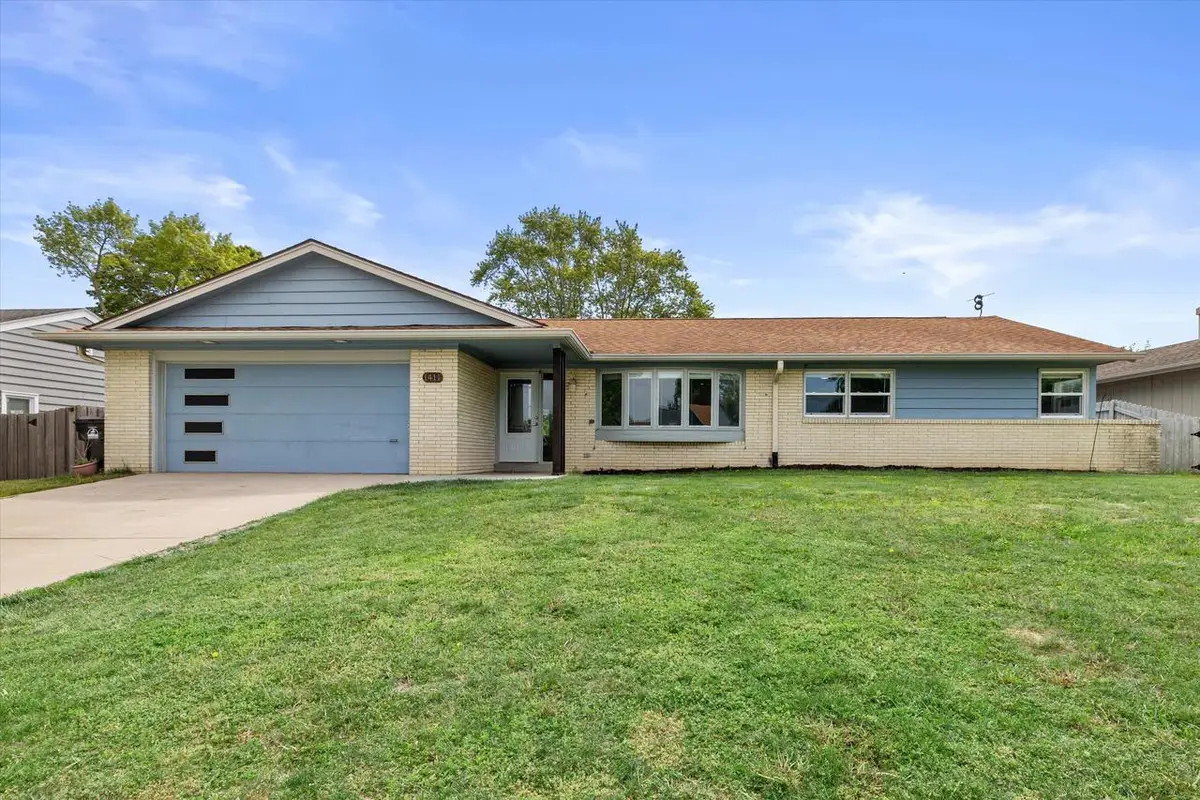 1411 Spring Valley DRIVE, Racine, WI 53405 - #1