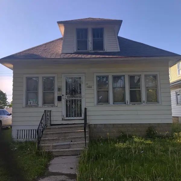 1420 W Congress STREET, Milwaukee, WI 53209