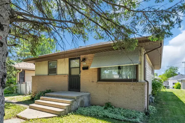 4941 N Sherman BOULEVARD, Milwaukee, WI 53209