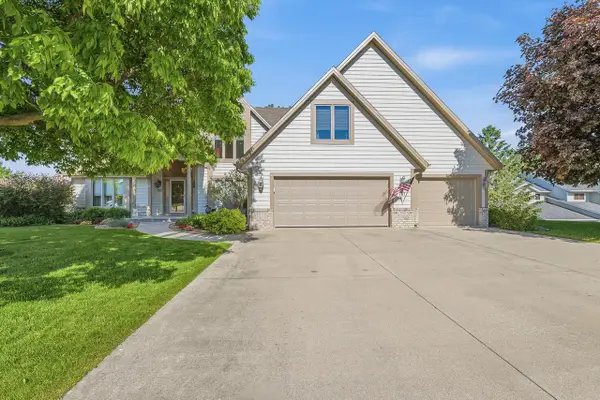 787 Green Bay DRIVE, Mayville, WI 53050