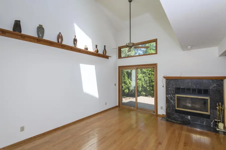 W132N8130 Danell DRIVE, Menomonee Falls, WI 53051 - #3