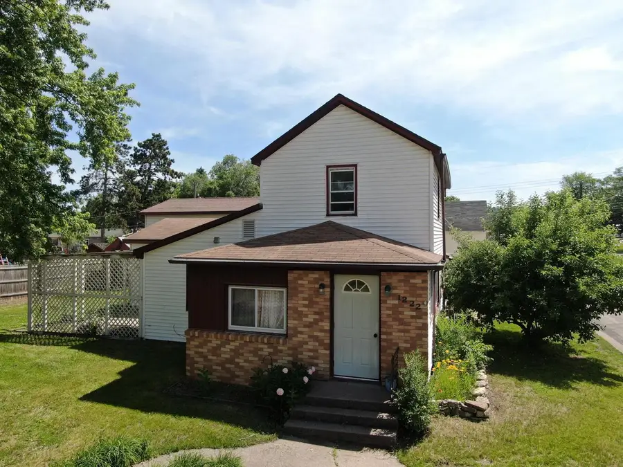1222 S Wacouta AVENUE, Prairie Du Chien, WI 53821 - #2