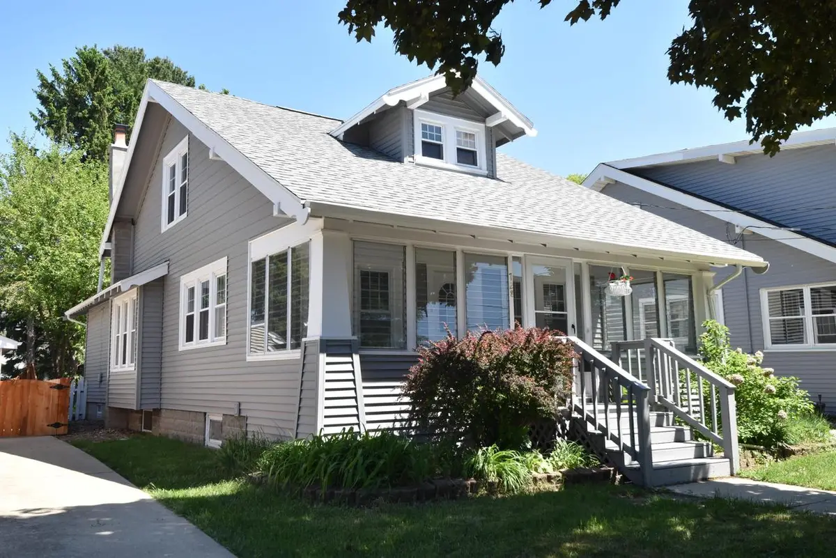 728 Linden STREET, Waukesha, WI 53186 - #1