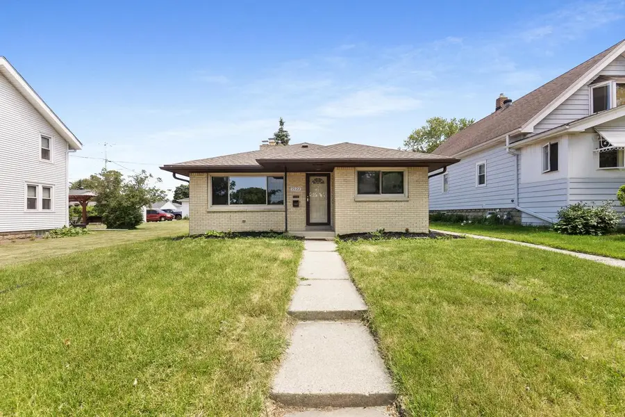 2122 S 86th STREET, West Allis, WI 53227 - #2