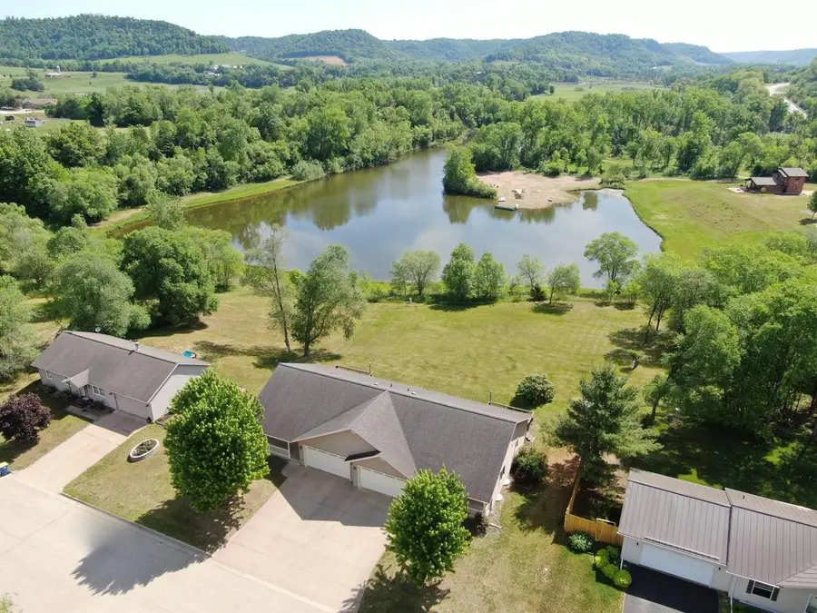 103 Sand Lake COURT #105, Stoddard, WI 54658 - #3