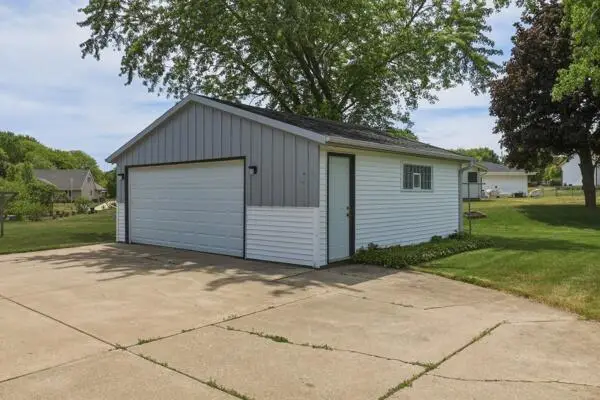 7431 S Logan AVENUE, Oak Creek, WI 53154 - #3