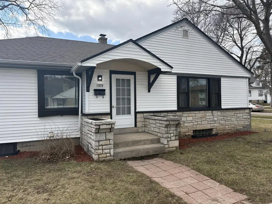5879 N 29 STREET, Milwaukee, WI 53209 - #2