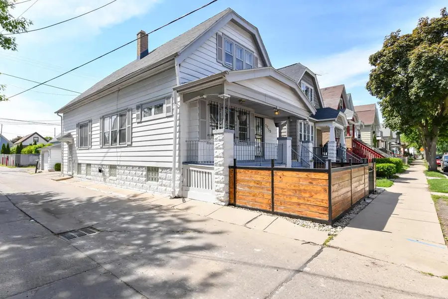 2259 S 17th STREET, Milwaukee, WI 53215 - #2