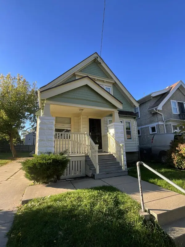 121 W Keefe AVENUE #121A, Milwaukee, WI 53212