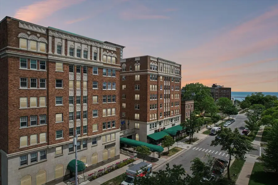 1028 E Juneau AVENUE #825-26, Milwaukee, WI 53202 - #2