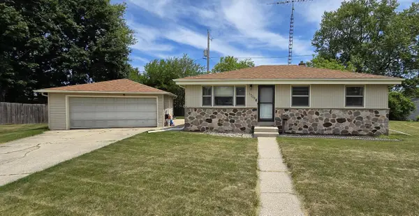 1709 Mercury CIRCLE, Racine, WI 53404