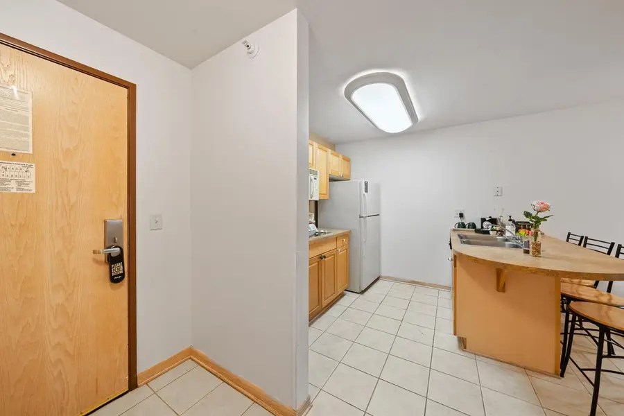 123 Center STREET #206, Lake Geneva, WI 53147 - #2
