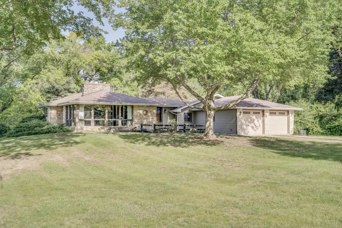 9000 263rd AVENUE, Salem, WI 53168 - #1