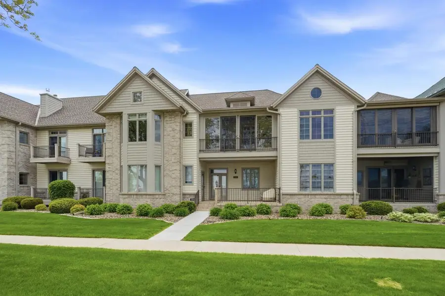 286 E HARBOR VIEW DRIVE, Fond Du Lac, WI 54935 - #2