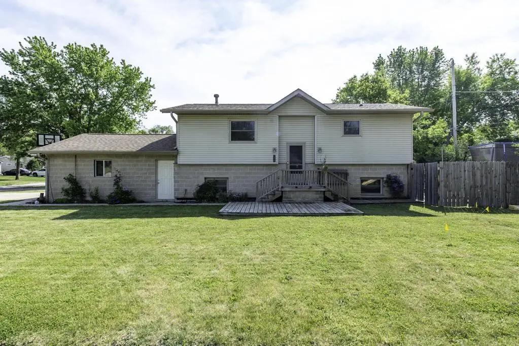 10404 268 AVENUE, Trevor, WI 53179 - #1