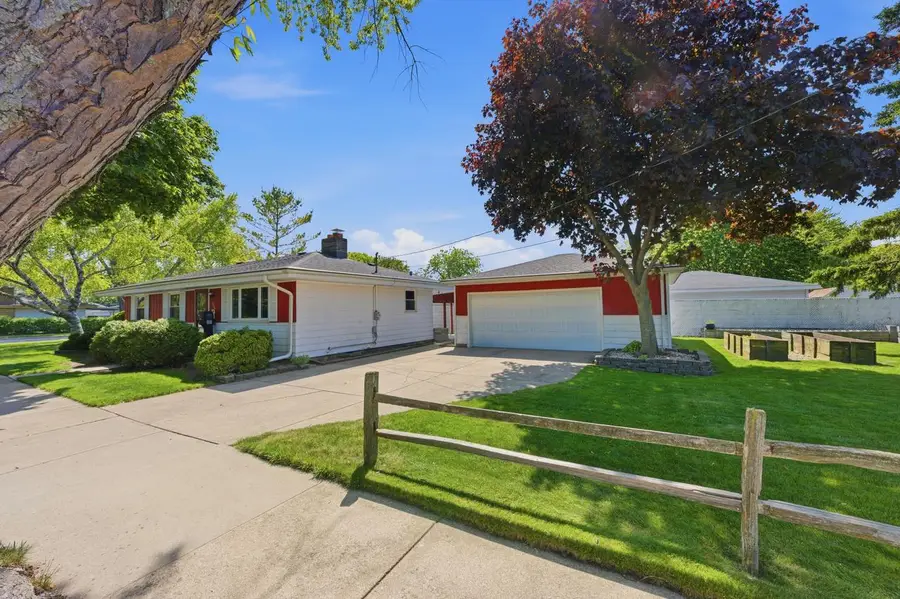 3520 Knoll PLACE, Racine, WI 53403 - #2