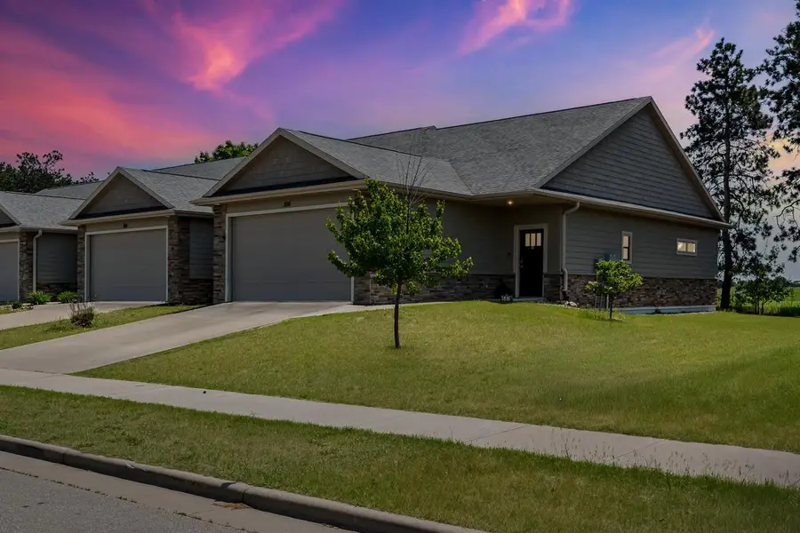 1816 Prairie PLACE, Holmen, WI 54636 - #2