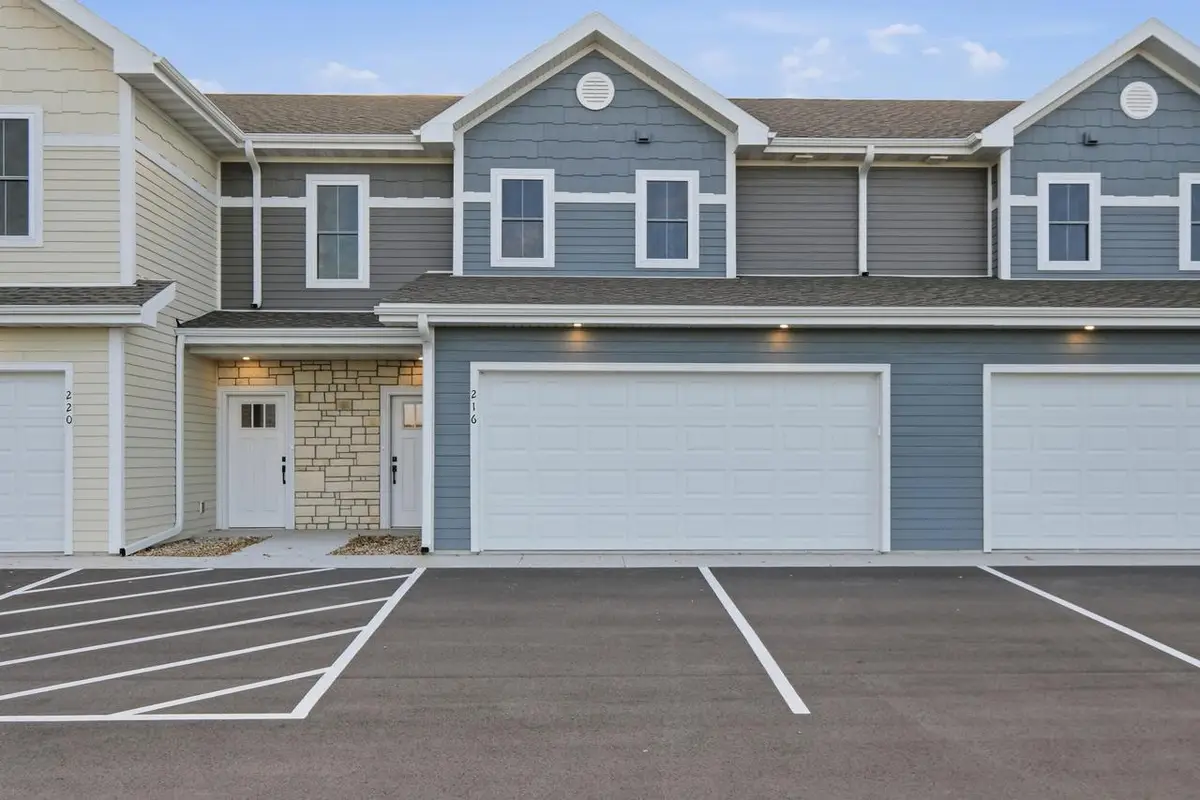 208 Settlers DRIVE, Jefferson, WI 53549 - #1