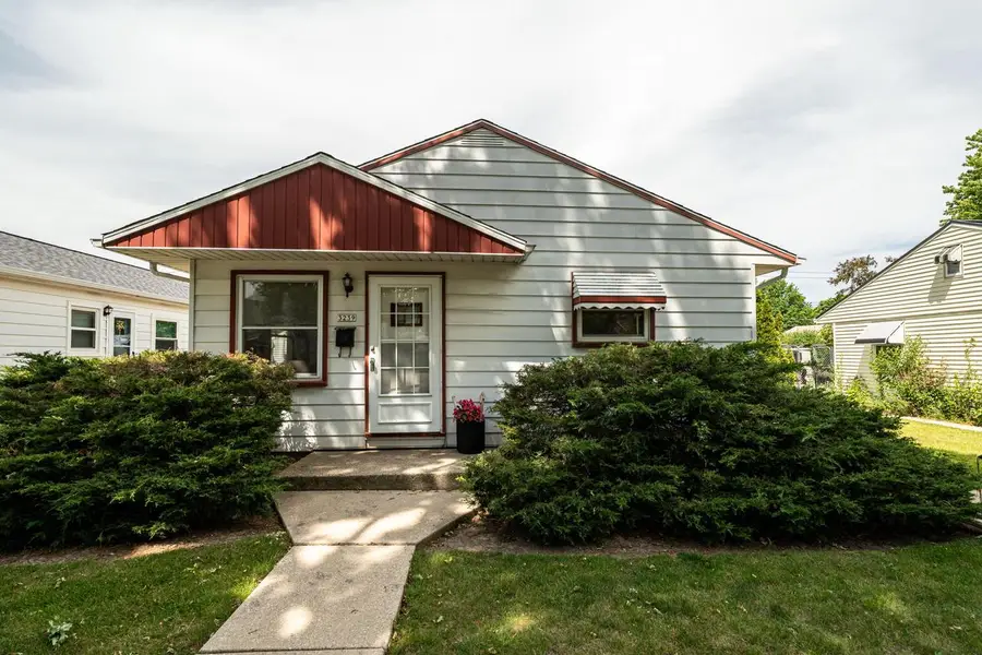 3239 S 54th STREET, Milwaukee, WI 53219 - #2