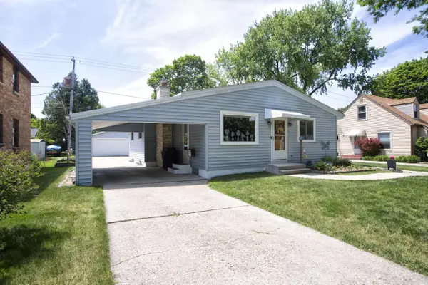2419 S 81st STREET, West Allis, WI 53219