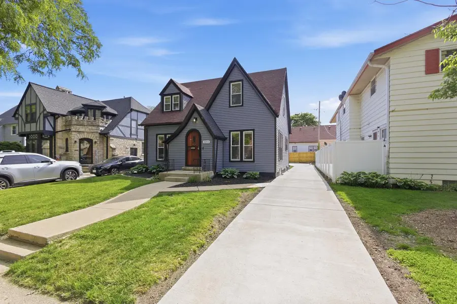 3356 N 47th STREET, Milwaukee, WI 53216 - #2