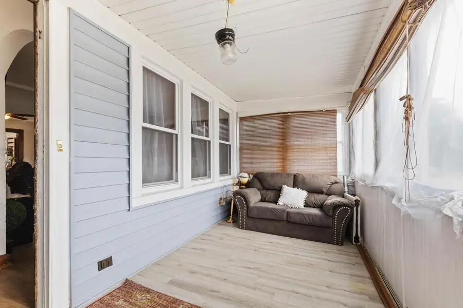 1017 N Chicago AVENUE, South Milwaukee, WI 53172 - #3