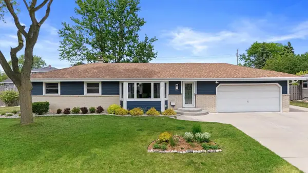 6920 W Armour AVENUE, Greenfield, WI 53220