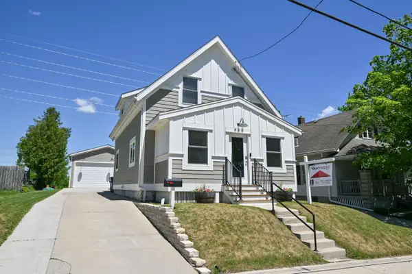 458 W Chestnut STREET, Port Washington, WI 53074