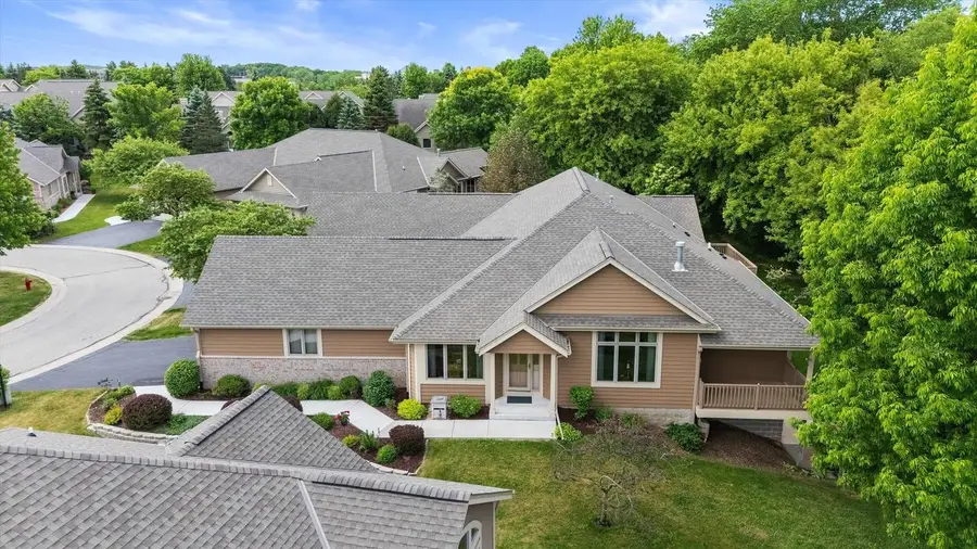 W243N2205 Deer Park COURT #B, Pewaukee, WI 53072 - #3