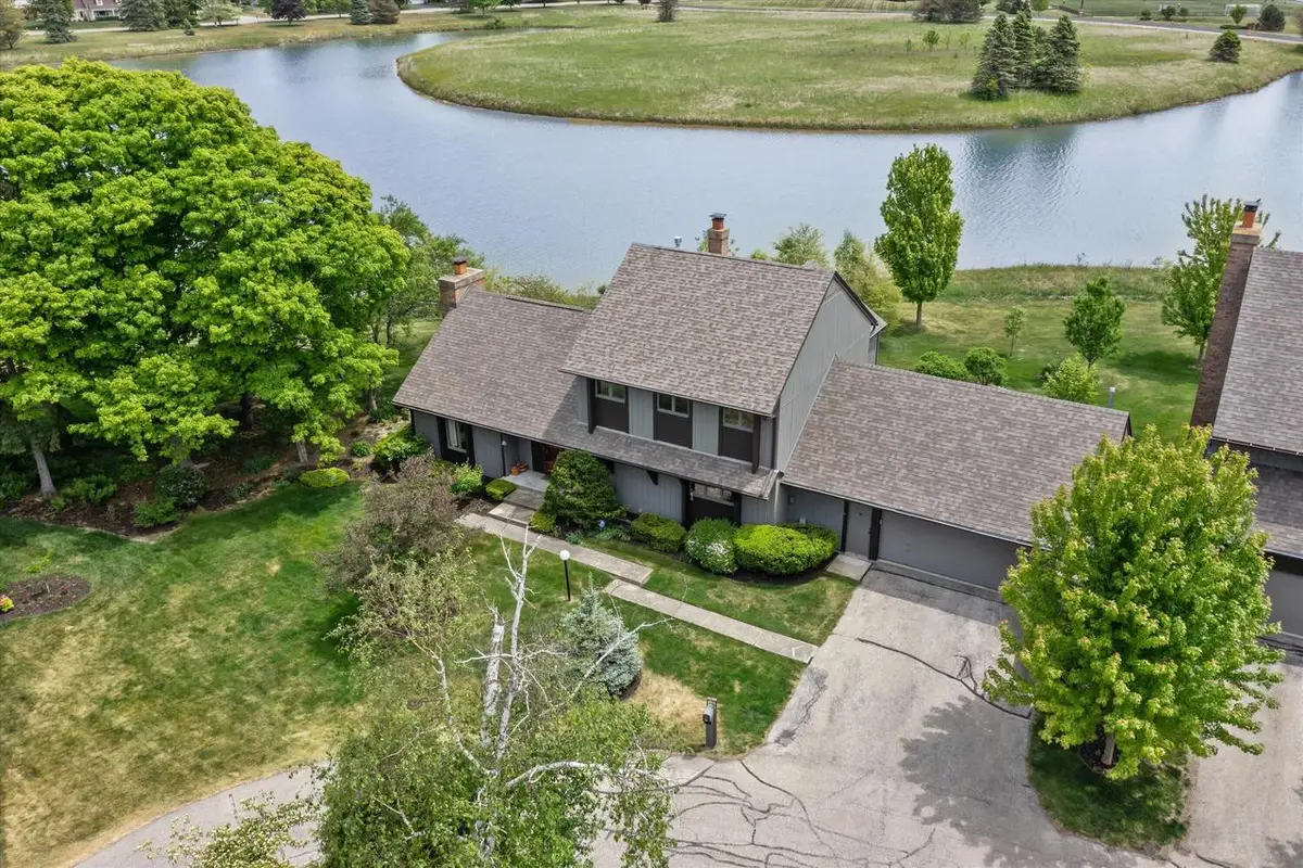 25 Lakewood DRIVE, Wind Point, WI 53402 - #1