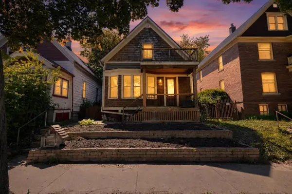 2733 N Bremen STREET, Milwaukee, WI 53212