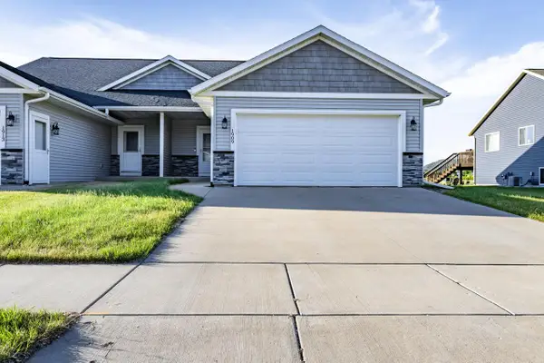 1909 Prairie PLACE, Holmen, WI 54636