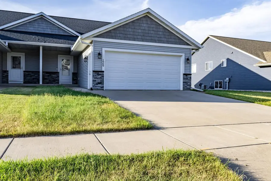 1909 Prairie PLACE, Holmen, WI 54636 - #3