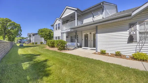 350 Auburn Meadows COURT #D, Campbellsport, WI 53010