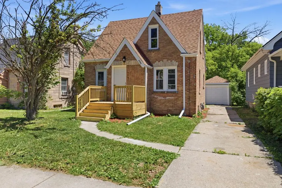 4706 N 57th STREET, Milwaukee, WI 53218 - #2