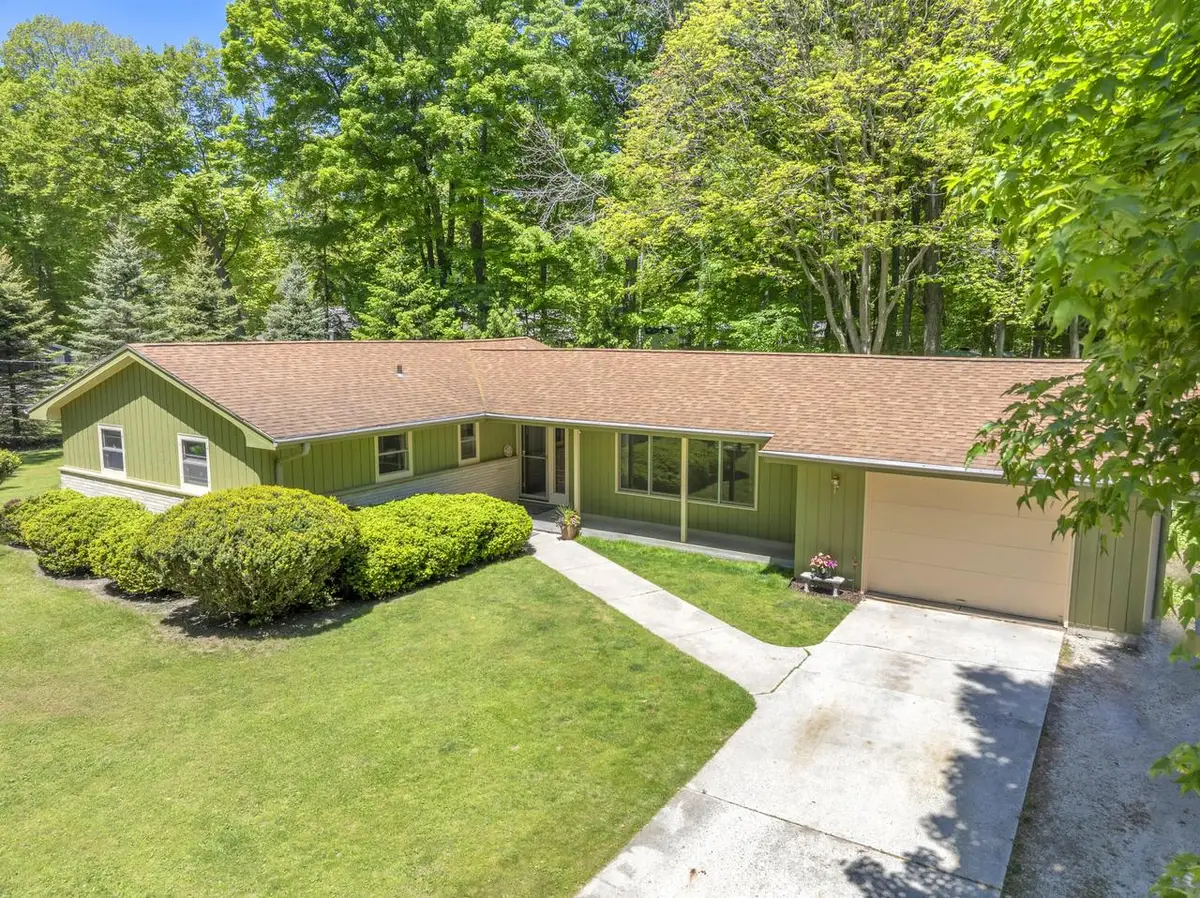 1128 Indian Mound ROAD, Sheboygan, WI 53081 - #1