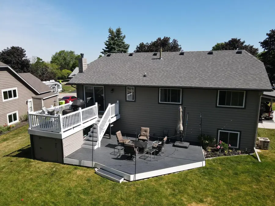 1021 Eton COURT, Hartland, WI 53029 - #2