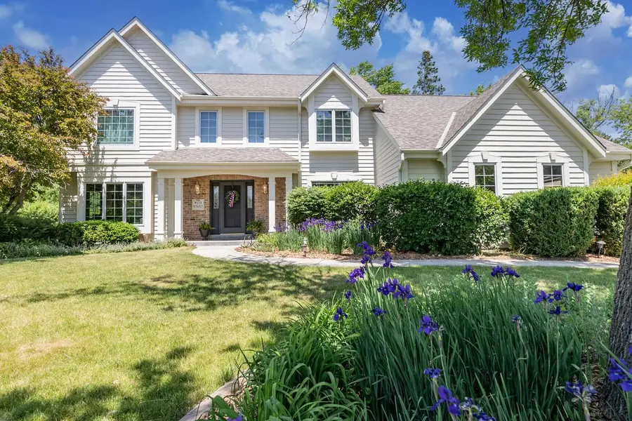 W159N7482 Pinewood CIRCLE, Menomonee Falls, WI 53051 - #3