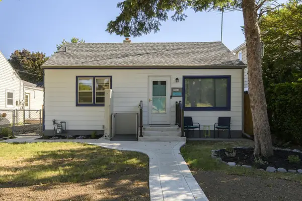 9035 W Lisbon AVENUE, Milwaukee, WI 53222