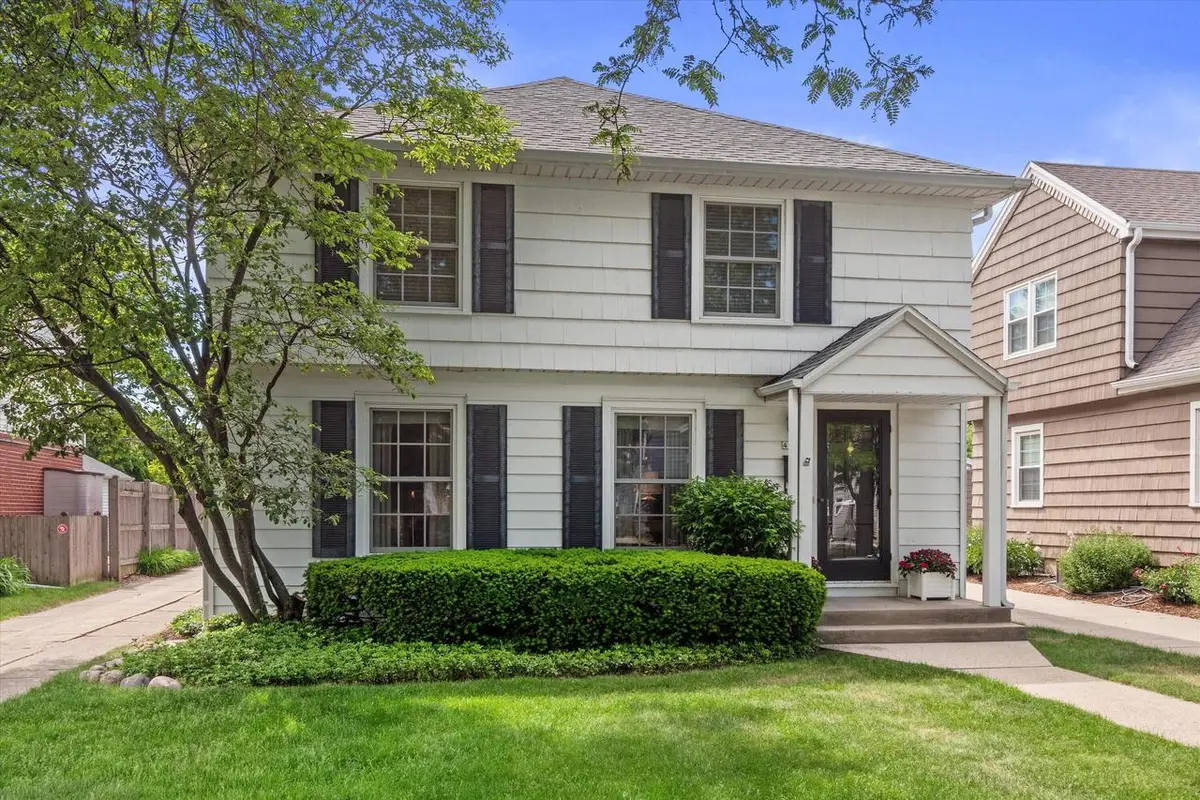 4919 N Diversey BOULEVARD, Whitefish Bay, WI 53217 - #1