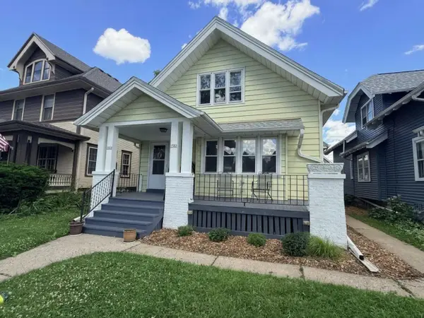 1580 S 79th STREET #1582, West Allis, WI 53214