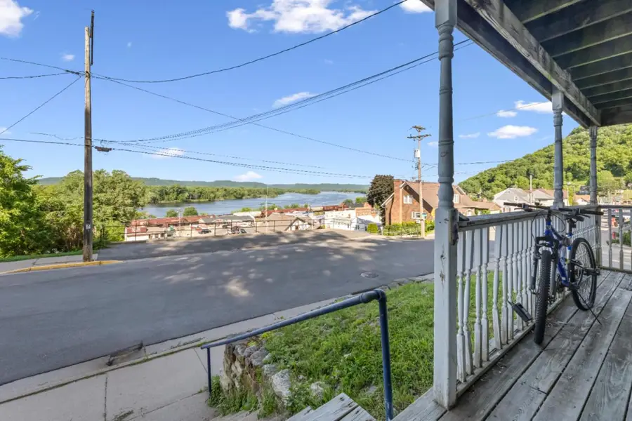 108 S Hill STREET, Fountain City, WI 54629 - #2