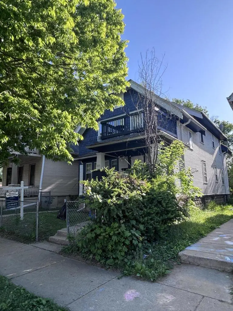 3719 N Vel R Phillips AVENUE #3721, Milwaukee, WI 53212 - #1