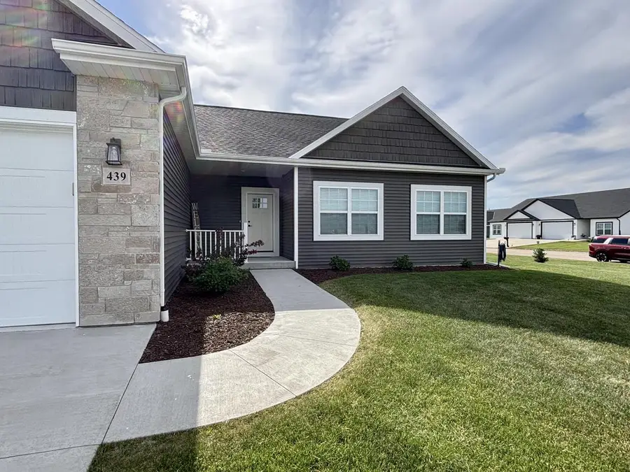 439 East STREET, Juneau, WI 53039 - #3