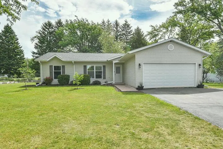 8715 378th AVENUE, Burlington, WI 53105 - #1